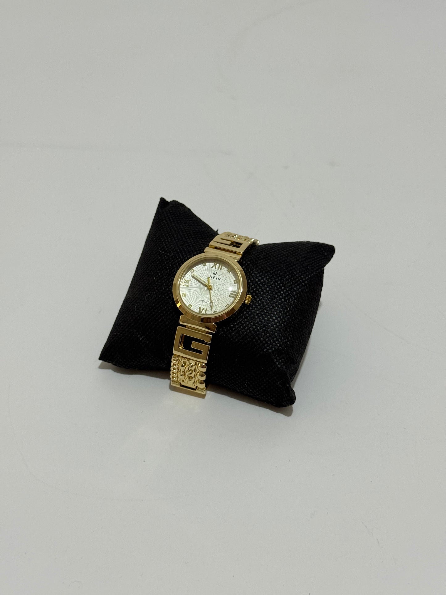 SHEIN Gold-Tone Roman Numeral Watch — Greek Key Bracelet