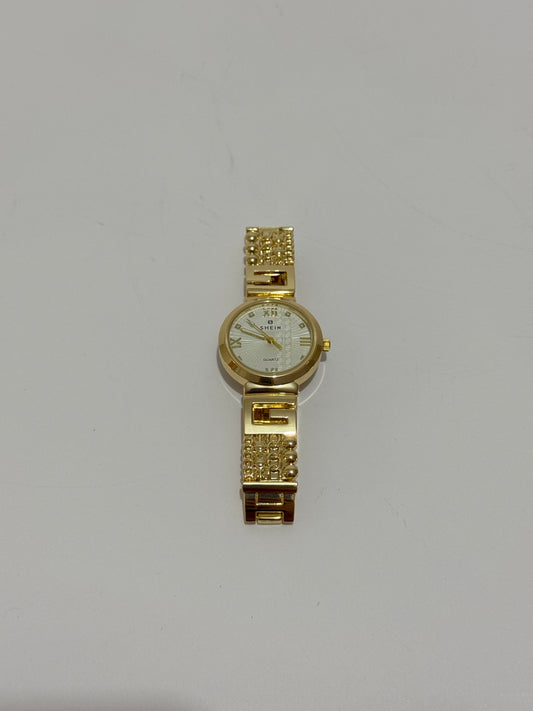SHEIN Gold-Tone Roman Numeral Watch — Greek Key Bracelet